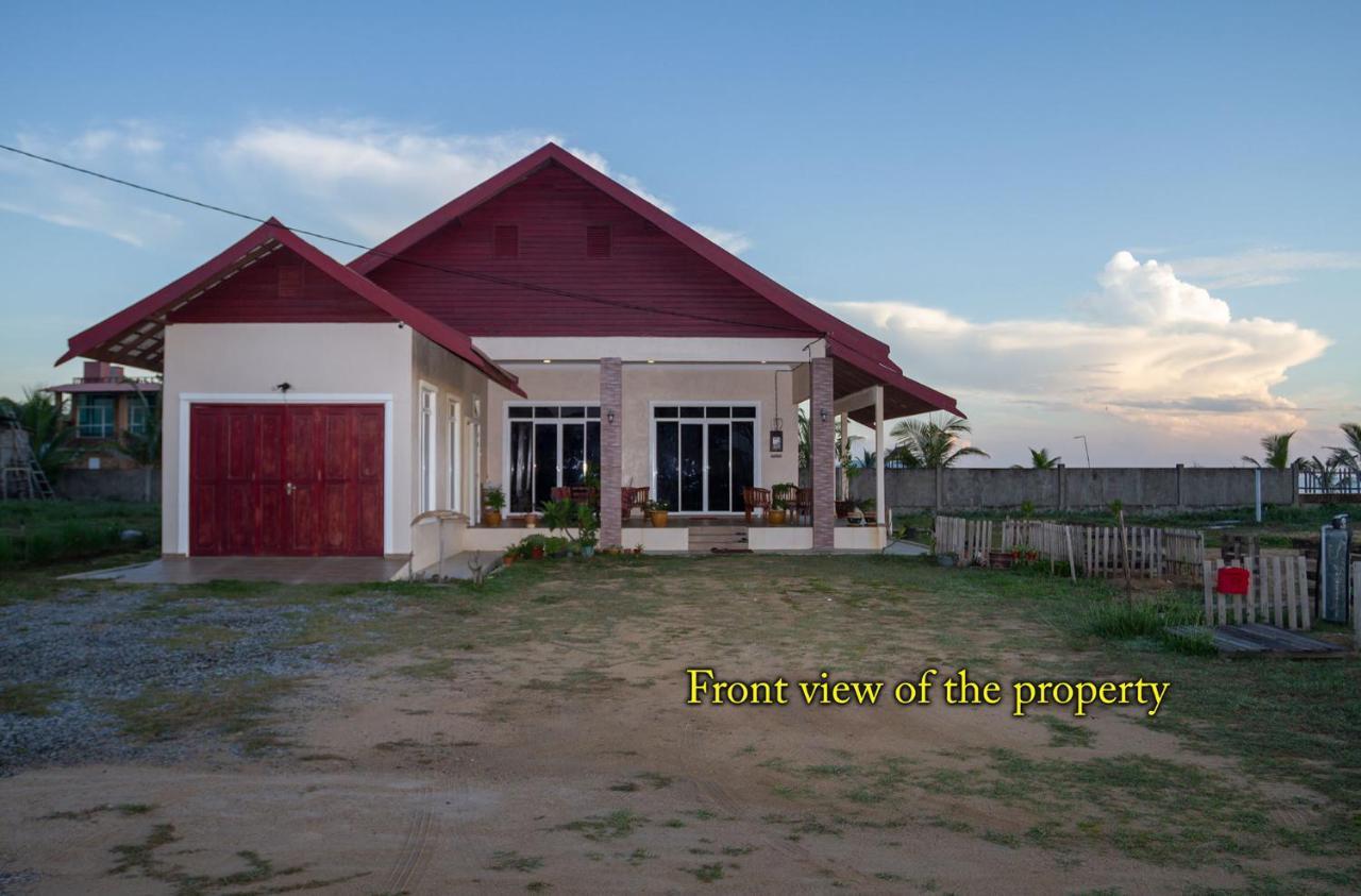 KC Beachfront Marang Exterior foto