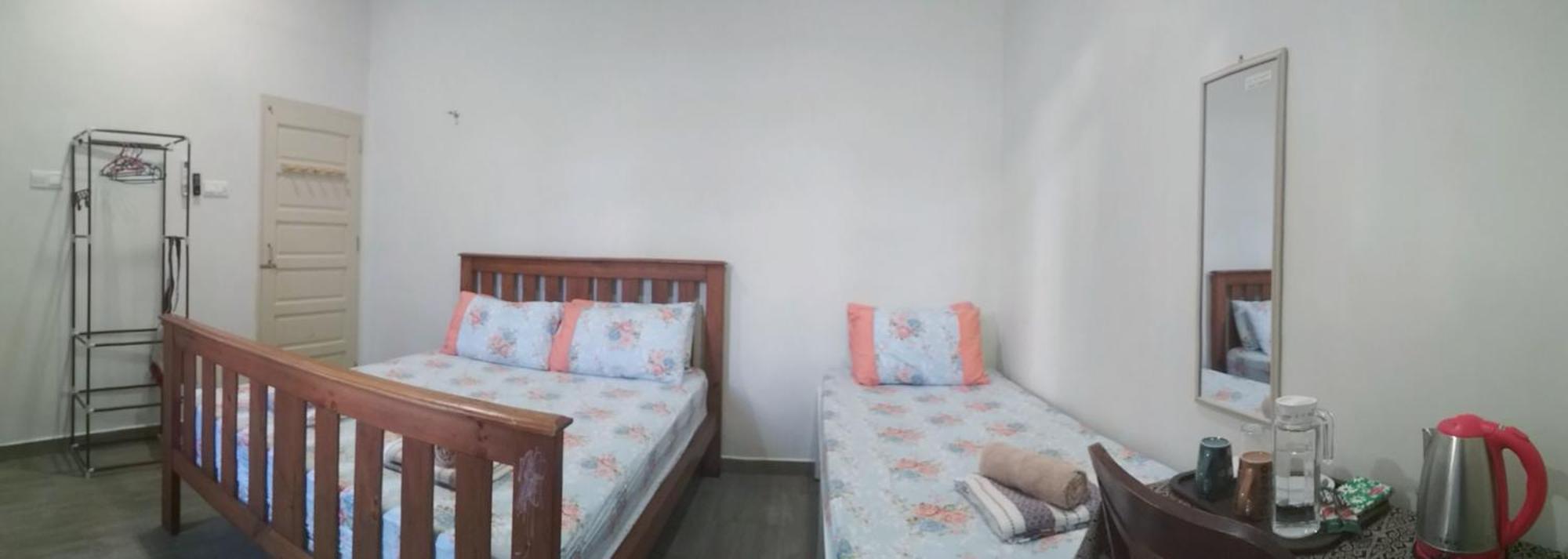 KC Beachfront Marang Zimmer foto