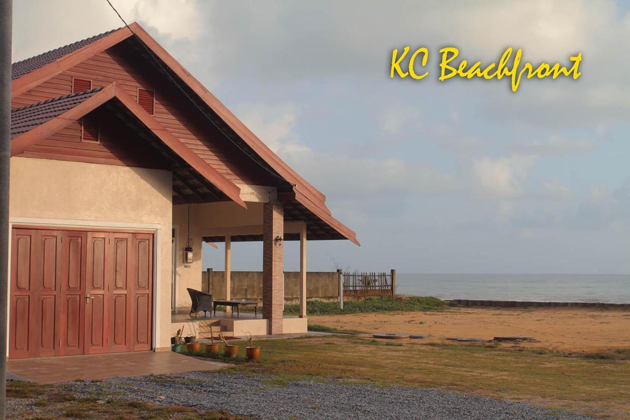 KC Beachfront Marang Exterior foto