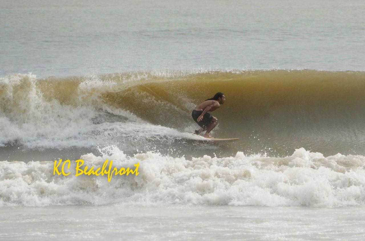 KC Beachfront Marang Exterior foto